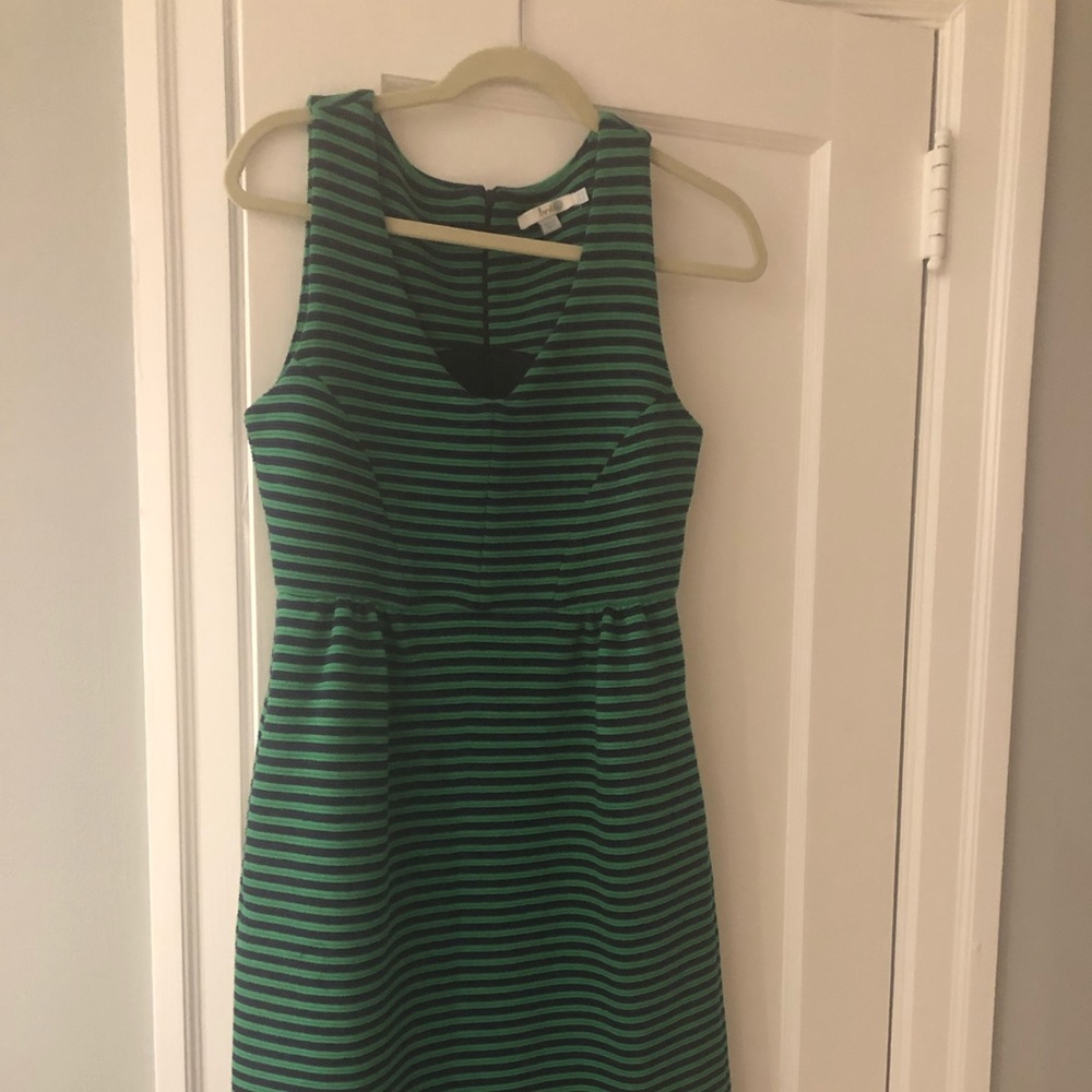 Boden Vneck dress